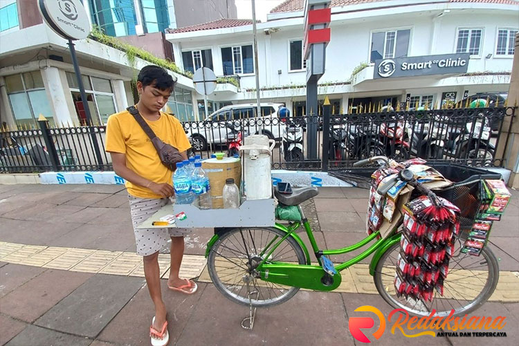 Kopi Jalanan: Kenikmatan dalam Kesederhanaan