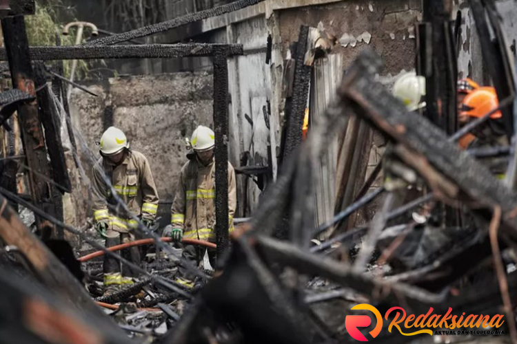 Kebakaran di Lapak Pondok Pinang