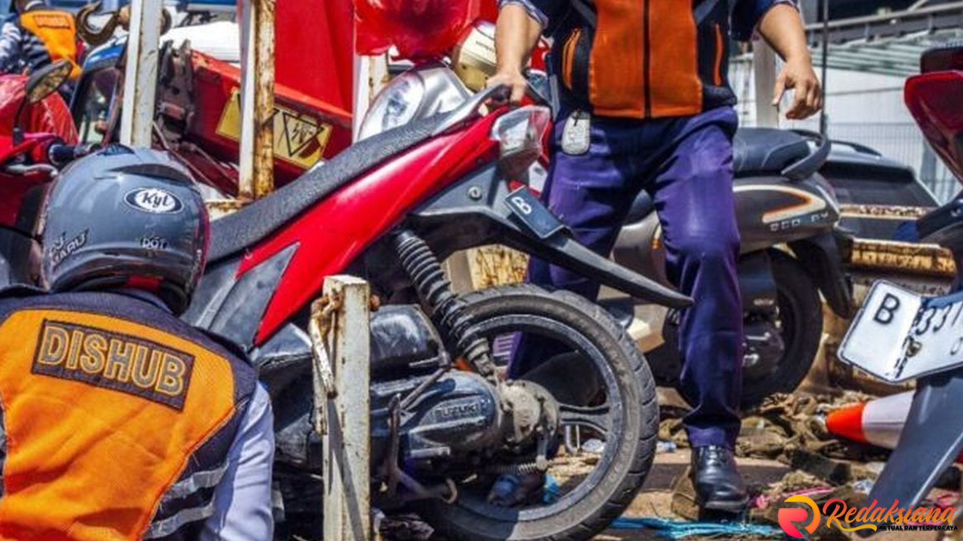 Tegas, Sembilan Sepeda Motor Ditarik Petugas di Setiabudi Kota